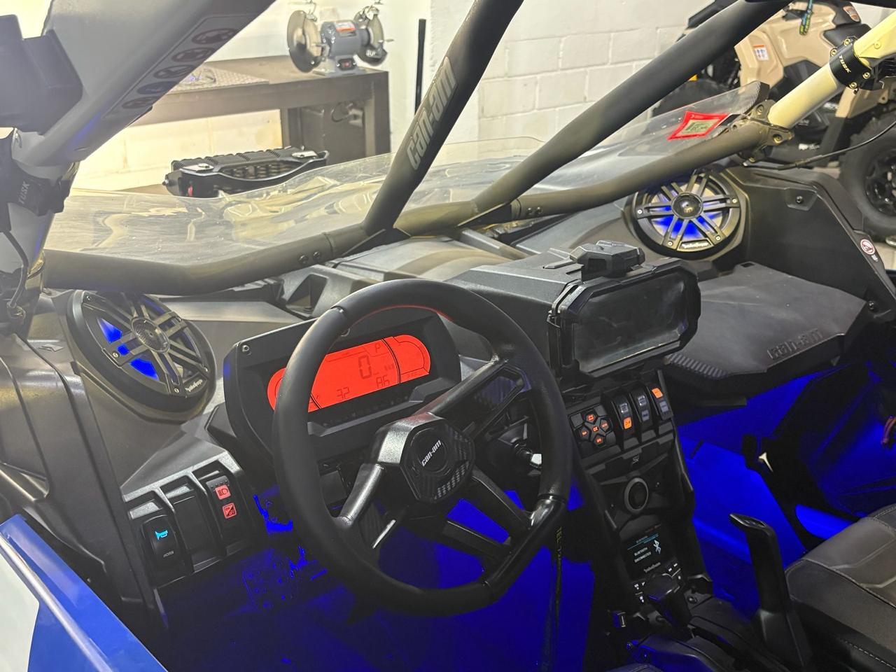 2022 Can-Am Maverick X3 X RS Turbo RR photo 4
